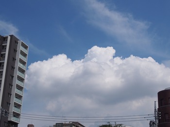 cloud_03.jpg