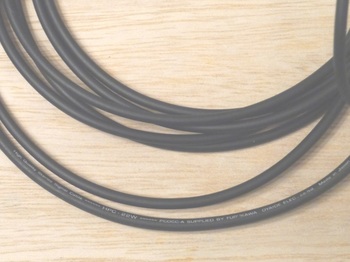 hp_cable_01.jpg